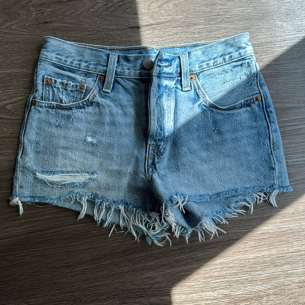 Authentic Levi’s 501 shorts
